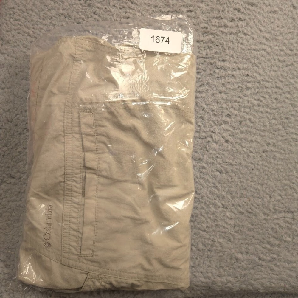 Columbia Omni-Wick Convertible Cargo Pants Mens 42x30 Khaki Hiking Belted - Picture 11 of 11